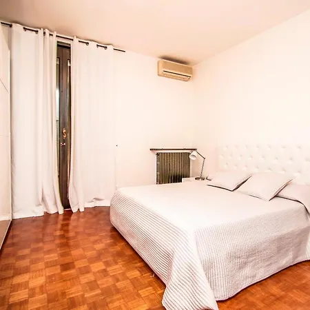 Patrizia View - Italian Homing *