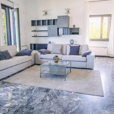 Patrizia View - Italian Homing Apartment Desenzano del Garda