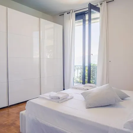 Patrizia View - Italian Homing Apartment Desenzano del Garda