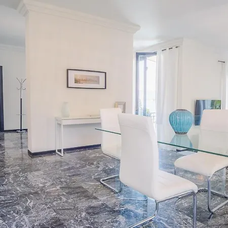 Apartment Patrizia View - Italian Homing *