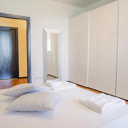 Patrizia View - Italian Homing