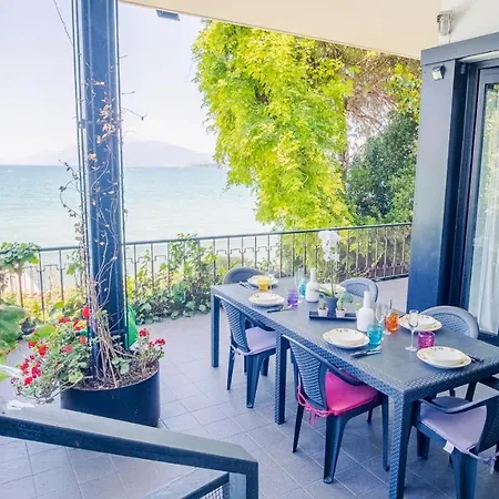 Apartment Patrizia View - Italian Homing