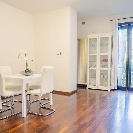 Appartamento Patrizia View - Italian Homing *
