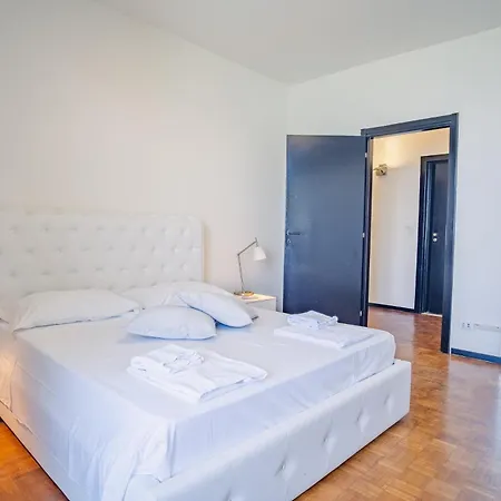 Patrizia View - Italian Homing Lägenhet
