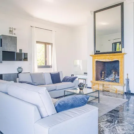 Appartamento Patrizia View - Italian Homing *